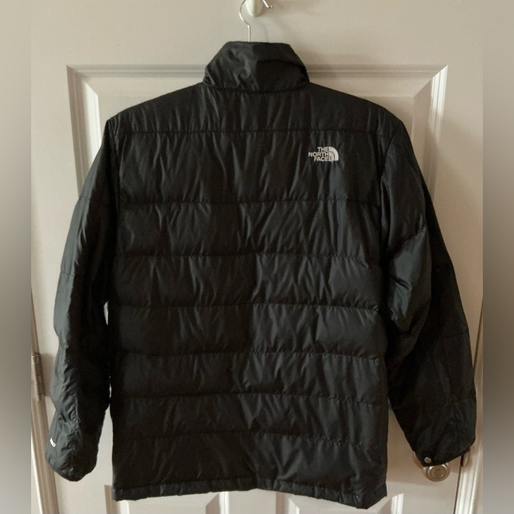 The North Face Boy’s Black 550 Down Puffer Jacket / Coat - Size XL (18-20) - Picture 3 of 7
